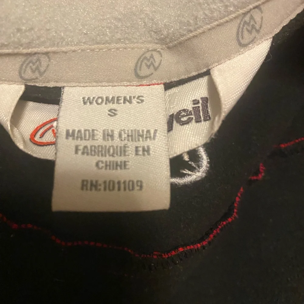 Cloudveil jacket size small - Picture 5 of 6